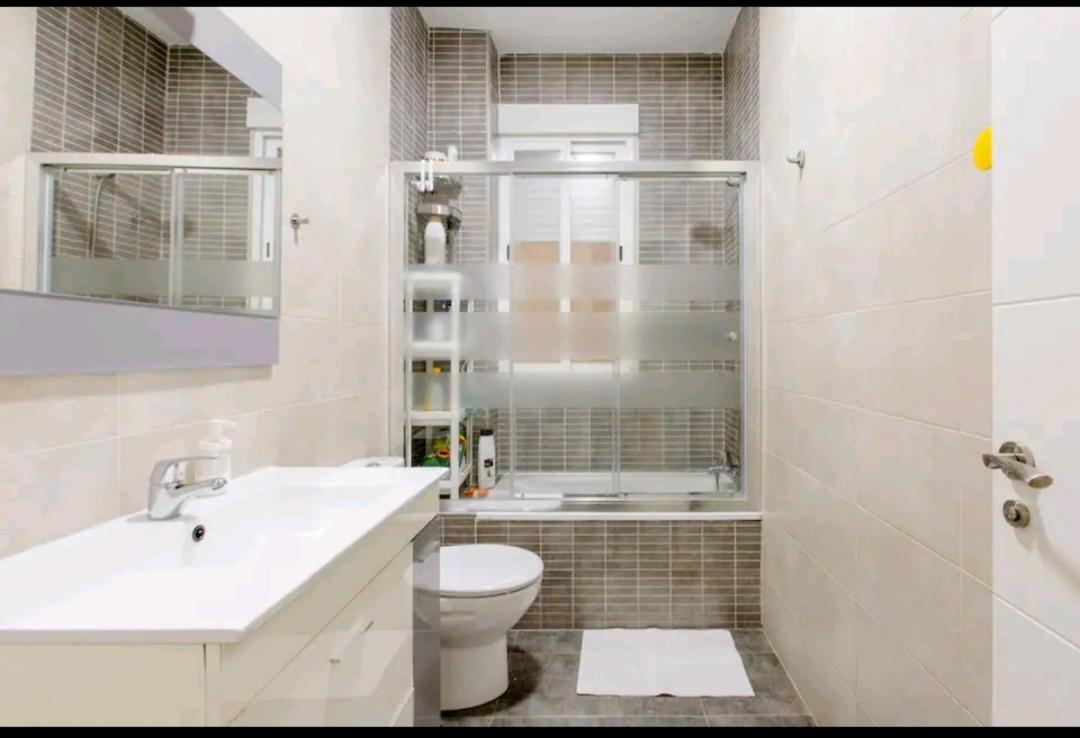 מדריד Comoda Habitacion מראה חיצוני תמונה